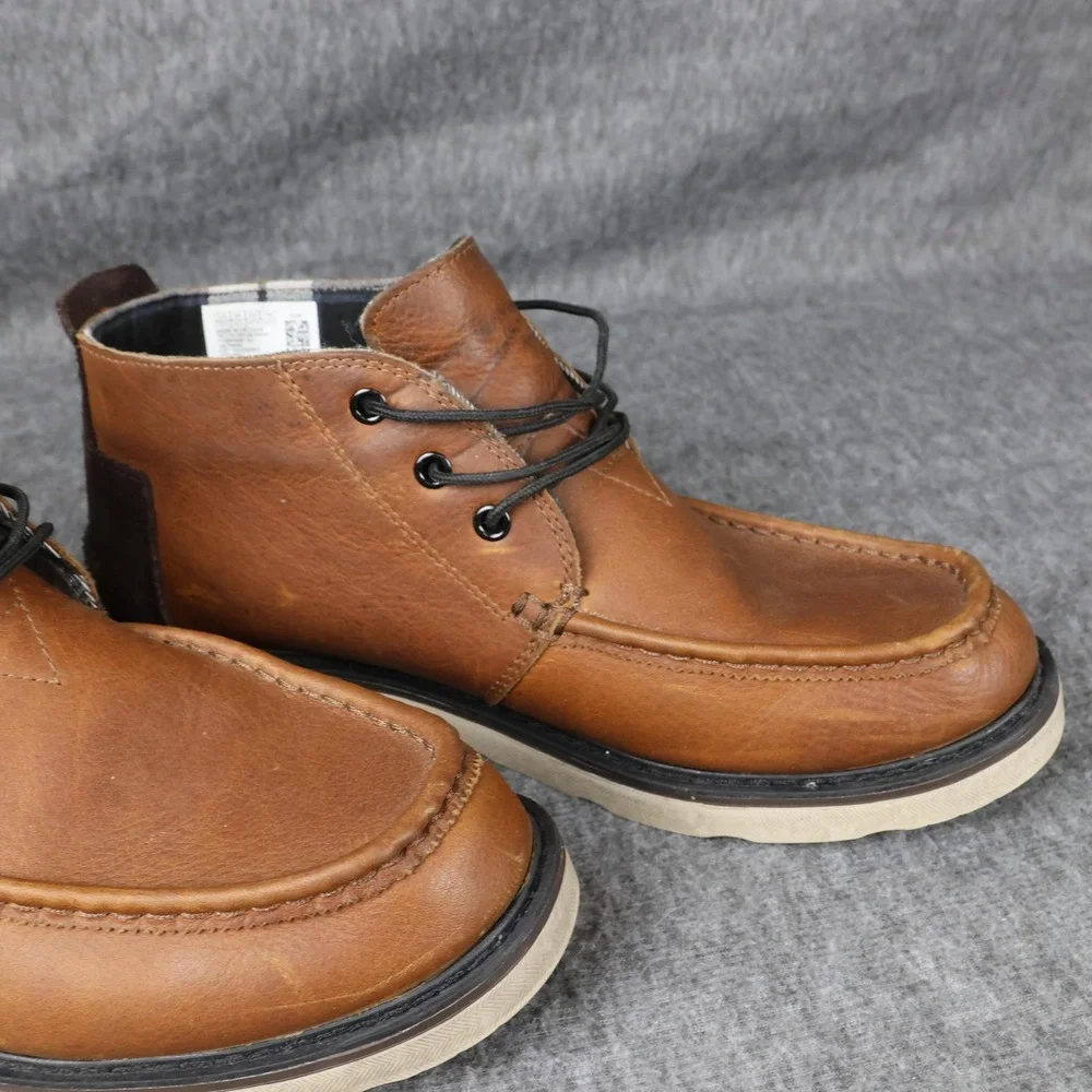 TOMS Boots Mens Size 10.5 Brown Leather Chukka Ankle Lace Up Plaid Lined